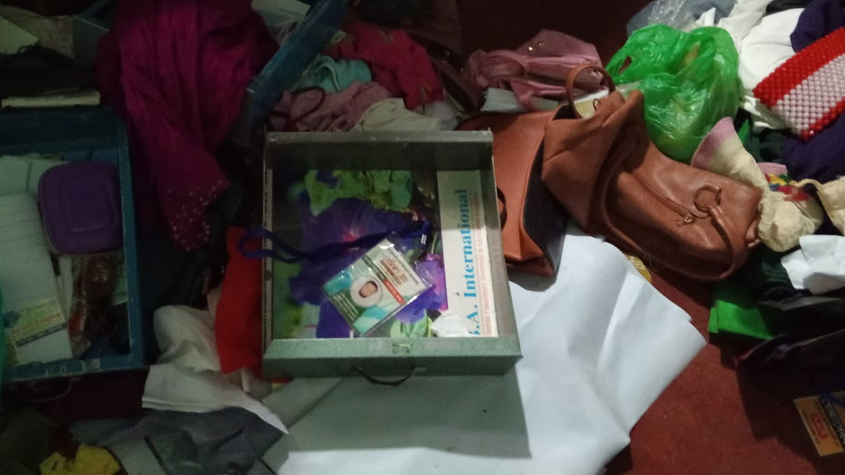 পটুয়াখালীতে বিএনপি নেতার বাড়িতে ডাকাতি